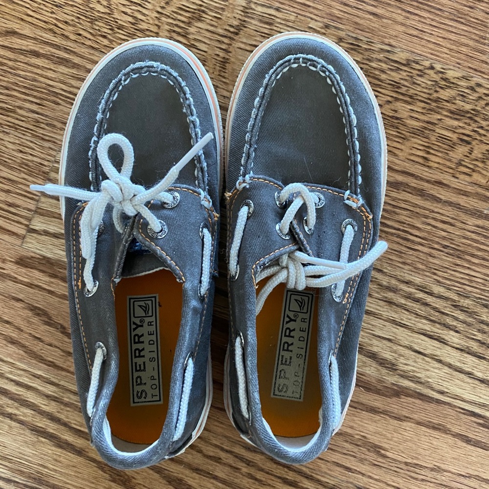 Boys Sperry TopSider canvas shoes 12.5